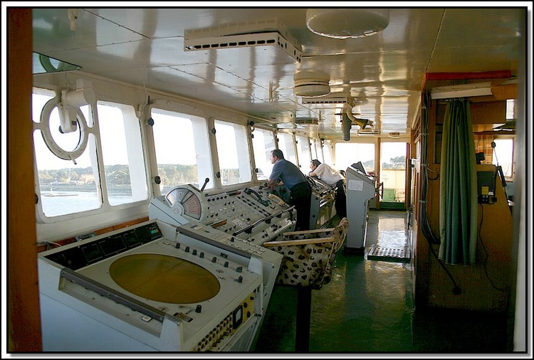 04 Bridge.jpg